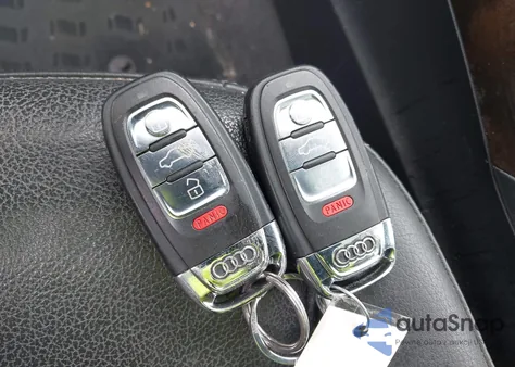 2013 Audi Q5 2.0T Premium z USA, uszkodzony, nr VIN WA1LFAFPXDA045334